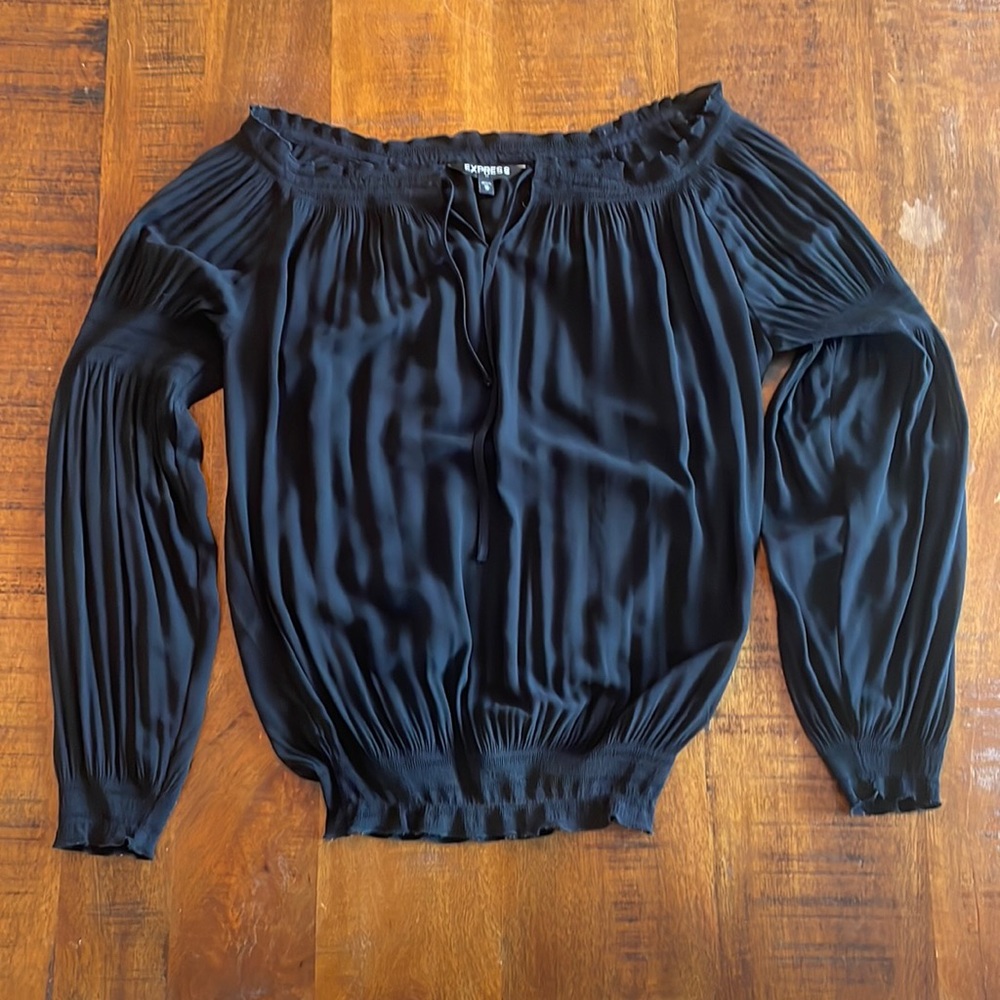 Express Princess Sleeve Blouse